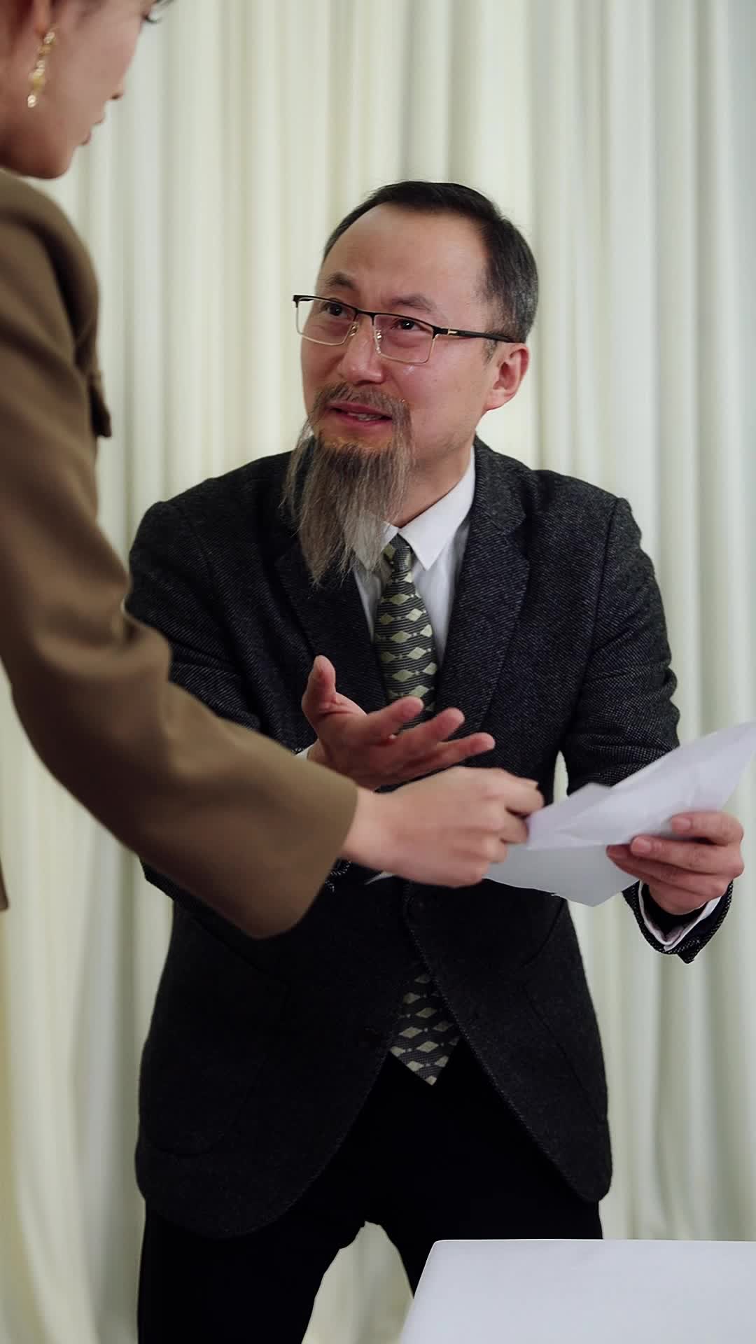 Episode 29 - Penjaga Warisan dan Pernikahan Palsu